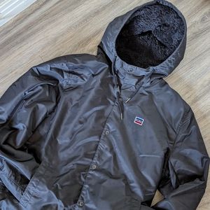 Levi's Jacket - Black - Medium - Water repellant - Fleece lining